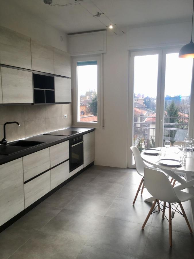 Caseospitali - Casa Lumiere, Bilocale Panoramico E Luminoso - Piano 3 No Ascensore Cernusco Sul Naviglio Buitenkant foto